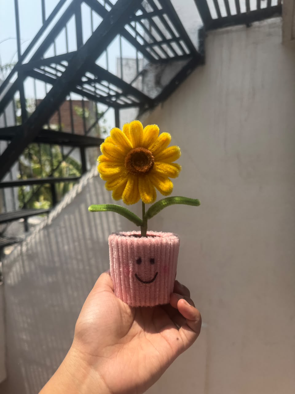 Sunflower Pot